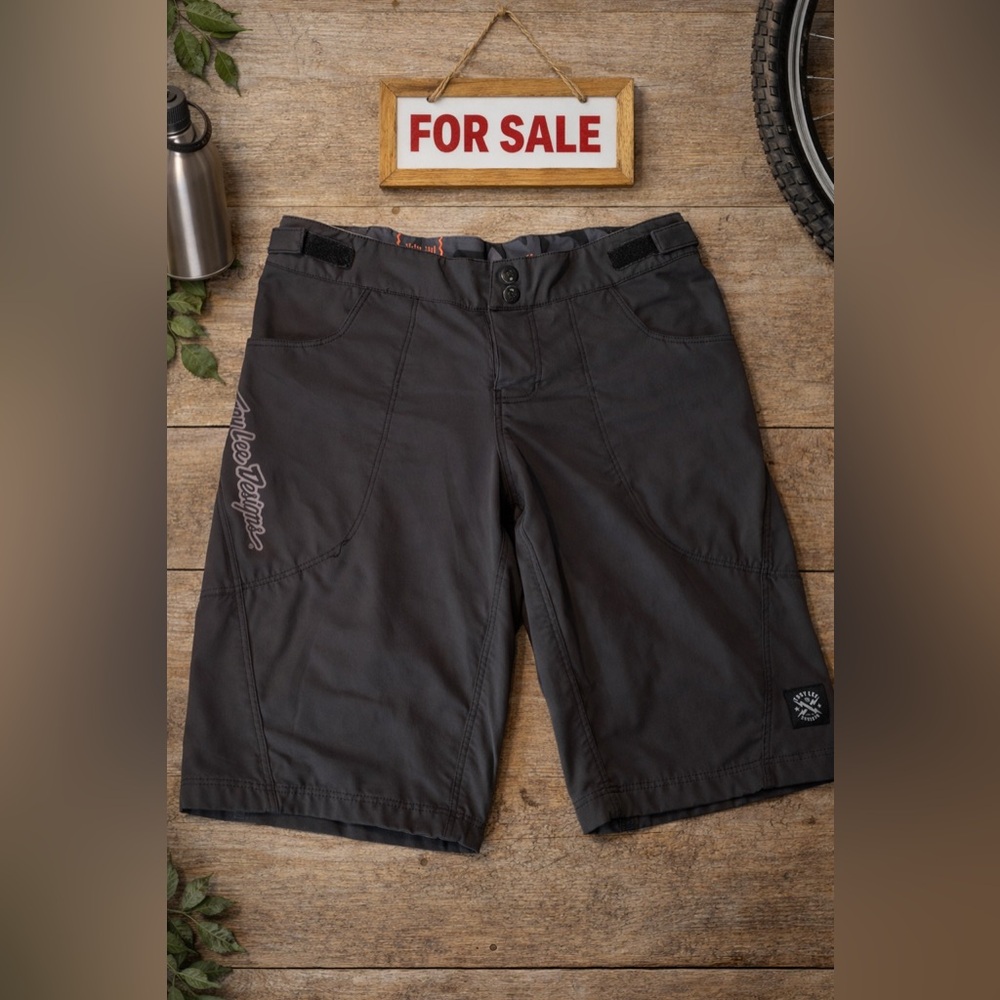 36 Troy Lee Designs Skyline short great condition.